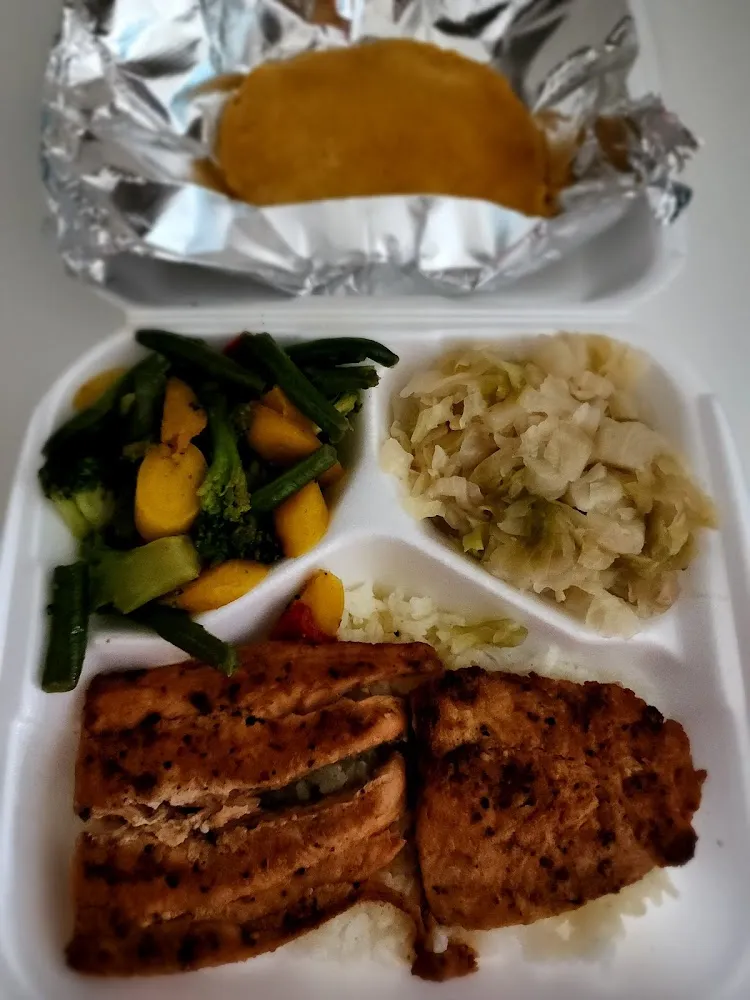 Grilled Salmon Dinner